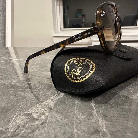 Ray-Ban Brown Gradient Sunglasses (Unisex) - Picture 3 of 7